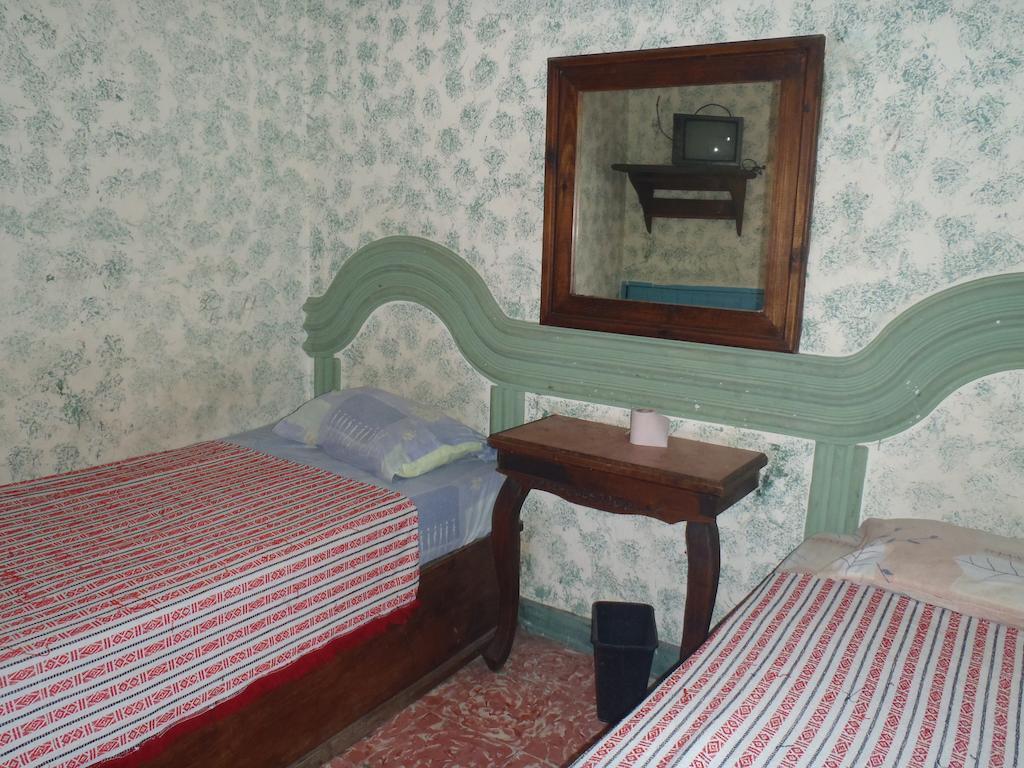 Hotel Casa De Huéspedes Hidalgo Tehuacán Chambre photo
