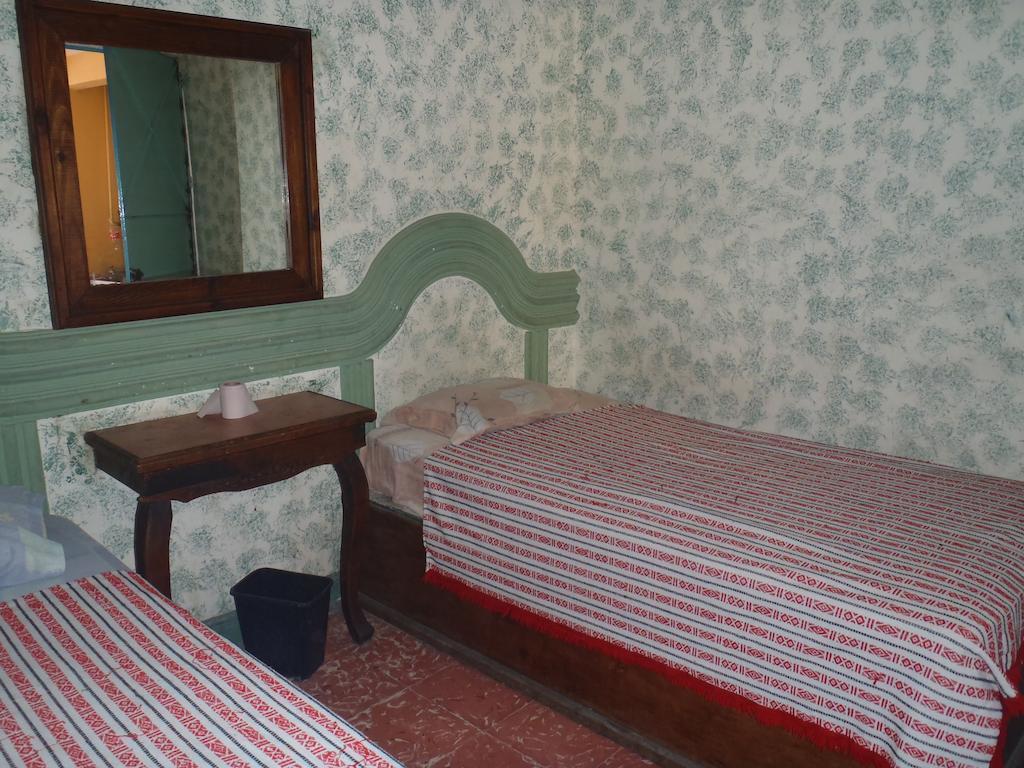 Hotel Casa De Huéspedes Hidalgo Tehuacán Chambre photo